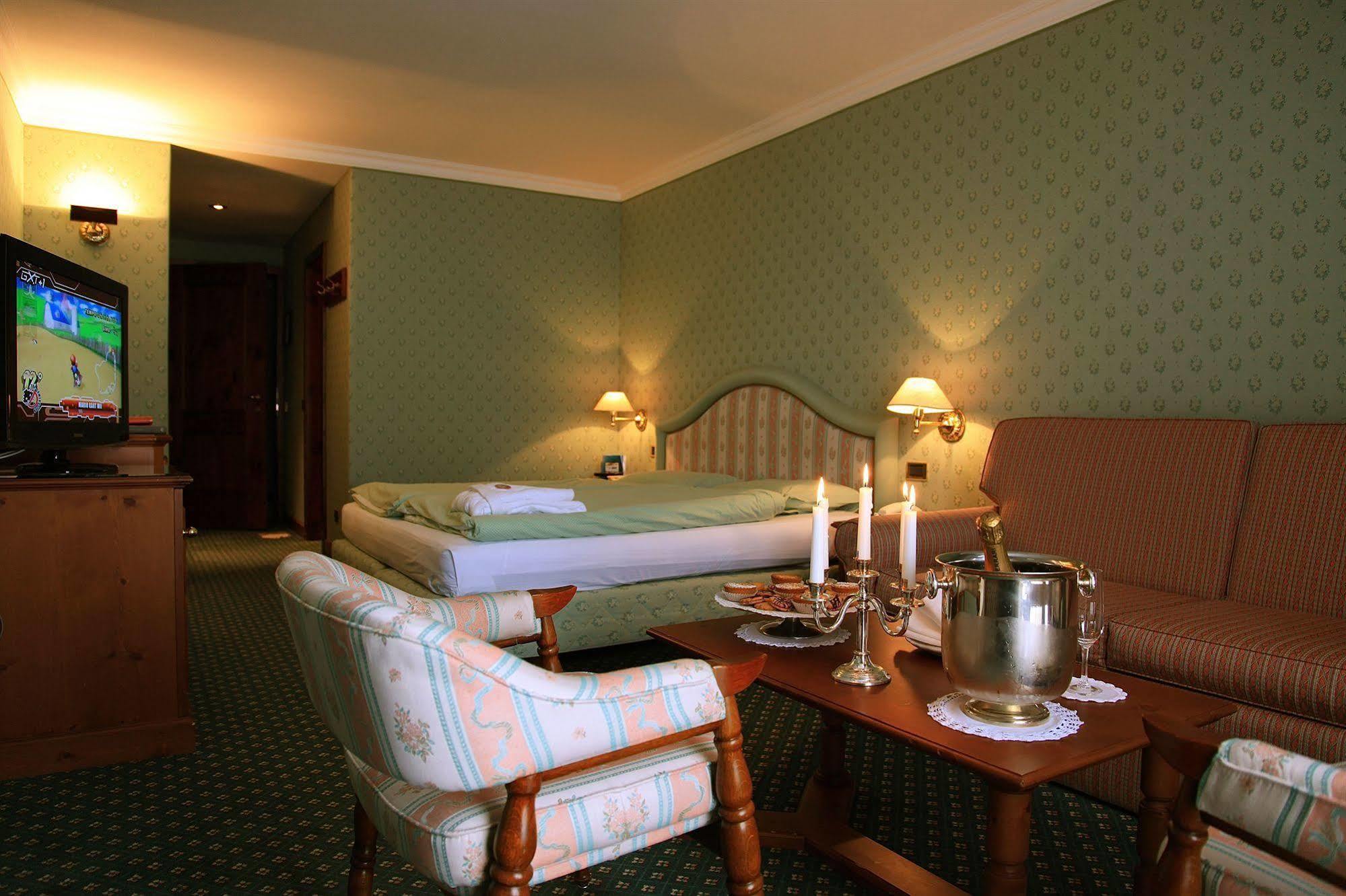 Hotel Sochers Club Selva di Val Gardena Extérieur photo